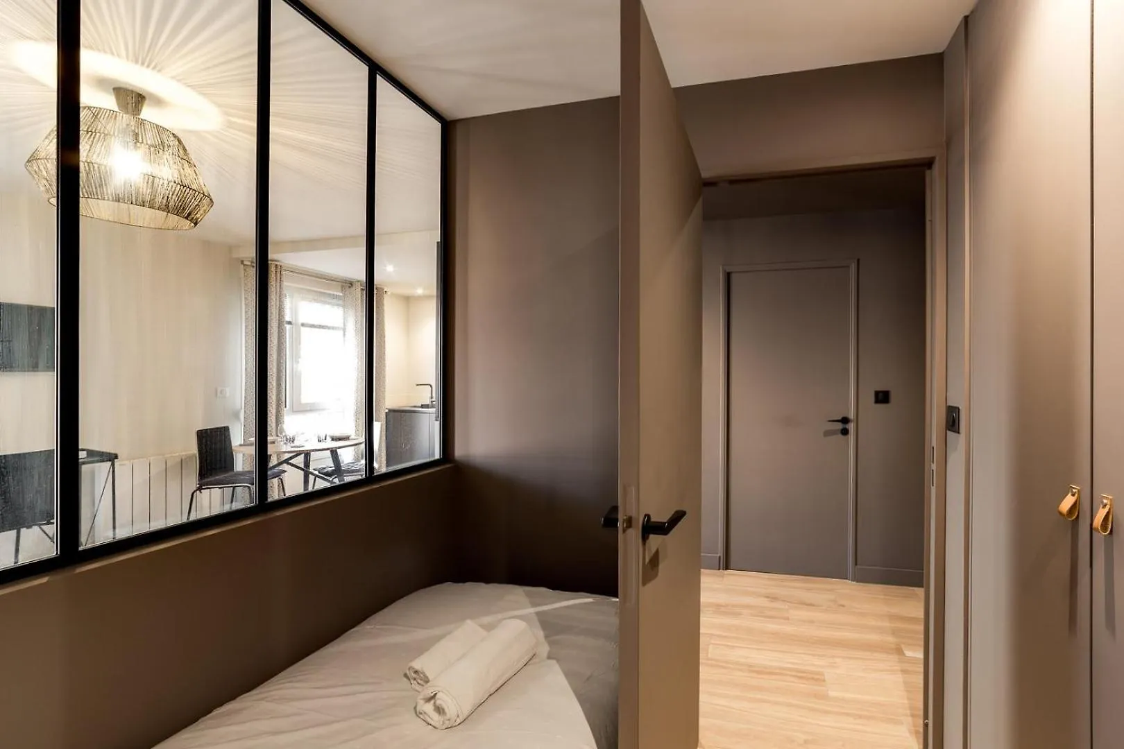 Completely Renovated Near Part-Dieu Lyon 0*,  Frankrig